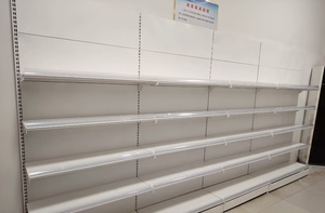 Étagères de supermarché à double face robustes, présentoirs métalliques perforés, installation rapide pour les magasins de détail - Product Image 5