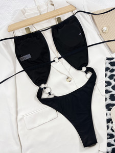 <span class=keywords><strong>Maillot</strong></span> <span class=keywords><strong>de</strong></span> <span class=keywords><strong>bain</strong></span> monokini une pièce noir, style mode uni, avec découpes, bandage, anneau métallique et coussinet <span class=keywords><strong>push</strong></span>-<span class=keywords><strong>up</strong></span>, pour la plage - Product Image 6