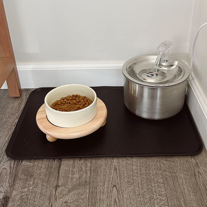 Napperon personnalisé amélioré imperméable et antidérapant en silicone <span class=keywords><strong>pour</strong></span> animaux de compagnie bols <span class=keywords><strong>pour</strong></span> chats et chiens <span class=keywords><strong>tapis</strong></span> d'alimentation <span class=keywords><strong>tapis</strong></span> de nourriture <span class=keywords><strong>pour</strong></span> animaux de compagnie - Product Image 1
