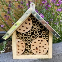 Wild Bee House Insect Home Bug Hotel avec toit en métal