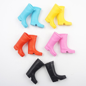 Bottes de pluie miniatures imperméables en caoutchouc bottes de <span class=keywords><strong>jardin</strong></span> féeriques chaussures en silicone pour maison de poupée couvre-chaussures de pluie et de neige pour la décoration de Slime - Product Image 4