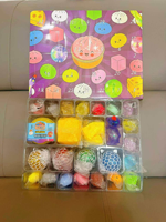 YT Wholesale Compte à rebours de Noël 24 jours de surprises, Ensemble de jouets anti-stress à presser, comprenant des jouets squishy en forme de dumpling et des pendentifs squishy