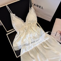 Pyjama d'été fin pour femme avec coussinets de poitrine, style élégant et délicat, caraco à lacets sur le devant et short, respirant, pour la maison