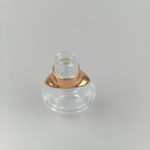 Proveedor ODM/OEM, Botella de Vidrio Transparente Cilíndrica de 20ml/30ml para Cosméticos con Gotero Dorado de PP - Product Image 5