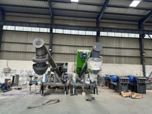 Mobiele Lader Cement Vullen Automatische Silo Invoersysteem Vijzel Schroef Transportband - Product Image 4