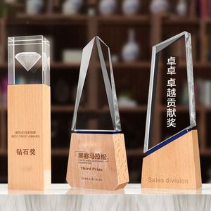 Premio del fabricante Béisbol Golf Culturismo Karate Fútbol Cricket Trofeos de fútbol Trofeo de cristal de madera personalizado - Product Image 4