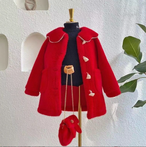 Abbigliamento Invernale per Bambini all'Ingrosso, Cappotti in Pelliccia per Bambine con Borsa, Caldi Cappotti in Pile Stile Coreano alla Moda - Product Image 5