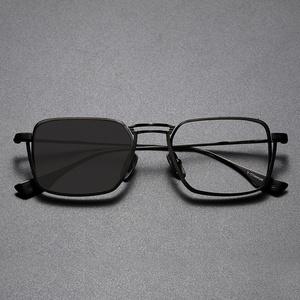 Lunettes carrées rétro anti-lumière bleue à monture intégrale, photochromiques, élégantes pour hommes, style ingénierie scientifique - Product Image 3
