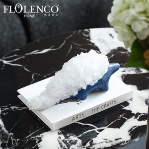 Escultura de Animales en Cuarzo Transparente Natural con Base de Cerámica Azul Moteada, Figura Abstracta de Bestia, Moderna, para Diwali, Bodas, Hogar - Product Image 1