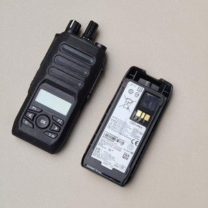 PMNN4889A แบตเตอรี่ลิเธียมไอออนแบบชาร์จไฟได้ IP68 พร้อมแบตเตอรี่ Type-C 3500 มิลลิแอมป์ ใช้ได้กับวิทยุสื่อสาร R5 แบบสองทาง - Product Image 5