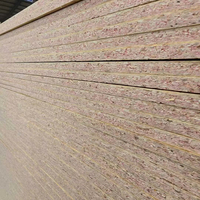 Prix bon marché de panneau d'OSB de vente 1220*2440mm épaisseur 9mm 12mm 18mm panneau d'OSB bon marché pour des panneaux en bois d'utilisation structurelle de construction
