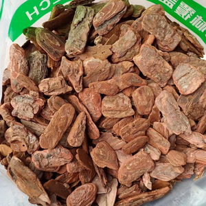 Paillis organique coloré pour l'aménagement paysager, le jardinage et les usages décoratifs, adapté pour la protection des arbres et le comblement des fosses. - Product Image 3