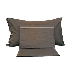 Ensemble de draps en coton marron, taille King italienne, taies d'oreiller incluses - Product Image 1