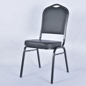 Vente en gros <span class=keywords><strong>de</strong></span> chaises élégantes <span class=keywords><strong>de</strong></span> <span class=keywords><strong>location</strong></span> empilables couleur or en aluminium et en acier pour salles <span class=keywords><strong>de</strong></span> banquet et événements <span class=keywords><strong>de</strong></span> mariage pour hôtels - Product Image 4