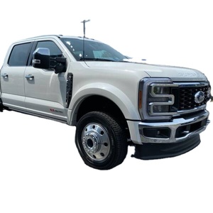 Camioneta <span class=keywords><strong>Ford</strong></span> F-450 Super Duty FWD Turbo Usada en Buen Estado, con Volante a la Izquierda, Interior Claro y Tapicería de Cuero, al Mejor Precio - Product Image 1