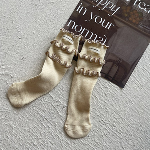 <span class=keywords><strong>Acheter</strong></span> en gros enfants chaussettes automne hiver trois couches champignon dentelle lettre étiquetage fille s chaussettes Tube Pile chaussettes - Product Image 4