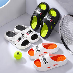 รองเท้าแตะแบบเปิดนิ้วเท้าสำหรับผู้ชาย ป้องกันการลื่น ใช้ได้ทั้งฤดูหนาวและฤดูร้อน ดีไซน์ตามหลักสรีรศาสตร์ แห้งเร็ว ถูกสุขอนามัย น้ำหนักเบา ผลิตจากพีวีซี เหมาะสำหรับใช้ในบ้าน โรงแรม สปา - Product Image 3