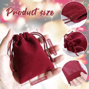 Sac cadeau miniature en velours personnalisé 3x4 pouces, pochettes d'emballage pour bijoux en tissu de velours rouge, sac cadeau avec cordon de serrage bordeaux - Product Image 2