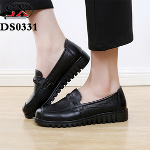 China Wholesale Cow Leather Upper Genuine Leather Insole <strong>Nurse</strong> Driving <strong>Shoes</strong> Ladies <strong>Women</strong> Flat <strong>Shoes</strong> - Product Image 2