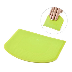 Máquina cortadora de <span class=keywords><strong>pastelería</strong></span> <span class=keywords><strong>y</strong></span> horneado de masa de plástico de seguridad alimentaria multiusos respetuosa con el medio ambiente, adecuada para cocinas - Product Image 2