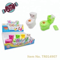 Jouet de farce d'Halloween : Mini toilette en plastique avec bonbons