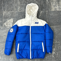 Blouson matelassé à capuche pour homme, color block, avec logo patch, fermeture éclair, manteau d'hiver streetwear, chaud et rembourré