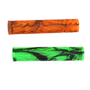 Poignées de guidon de vélo en TPE de haute qualité / Manchons de vélo colorés écologiques à dégradé / Poignées antidérapantes pour <span class=keywords><strong>VTT</strong></span> pour le cyclisme longue distance - Product Image 1