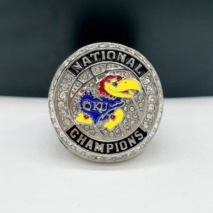 Anillos de Campeonato de Fútbol Americano de los Kansas Jayhawks 2022, Venta al Por Mayor de Fábrica, Anillo de Joyería Fina de Moda para Regalos de Aniversario y Fiestas - Product Image 2