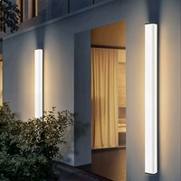 Simplicité extérieur longue bande LED applique murale extérieure étanche applique extérieure éclairage de jardin pour appliques murales extérieures