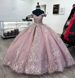 Розовые платья Quinceanera с открытыми плечами 2024 платье для выпускного вечера принцессы милое платье с аппликацией 15 16 элегантное бальное платье MQ445