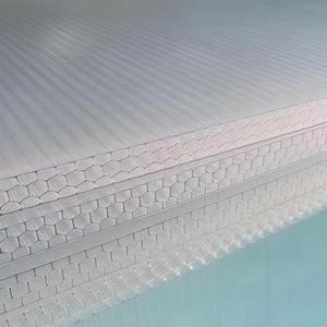 Fabricants de PC, vente en gros de plaques en <span class=keywords><strong>polycarbonate</strong></span>, <span class=keywords><strong>plaque</strong></span> solaire transparente en PC, <span class=keywords><strong>plaque</strong></span> solaire en nid d'abeille à quatre couches, <span class=keywords><strong>plaque</strong></span> en <span class=keywords><strong>polycarbonate</strong></span> gaufrée - Product Image 1
