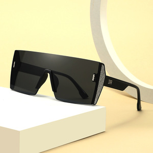 Lunettes de soleil Shield à monture intégrale UV400 unisexe pour sports de plein air adulte 2025 - Product Image 4
