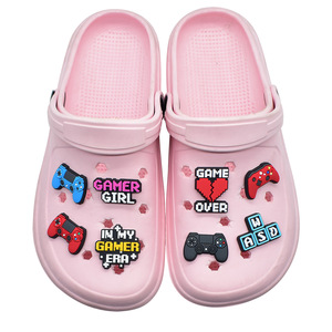Nouveaux charms pour chaussures en forme <span class=keywords><strong>de</strong></span> console <span class=keywords><strong>de</strong></span> jeu, décorations en caoutchouc souple PVC, accessoires décoratifs pour bracelets DIY - Product Image 3