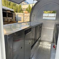 Fabrication de camions de restauration modernes entièrement équipés en acier inoxydable et tôles galvanisées pour la vente de bonbons
