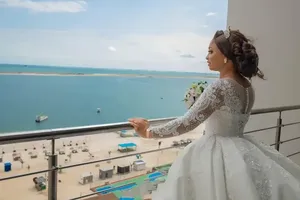 Vestido de Novia Personalizado con Mangas Largas, Elegante Vestido de Encaje con Mangas Maxi - Product Image 5