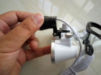 Loupes dentaires chirurgicales en verre avec phare LED/2,5x3,5x420m Loupes médicales chirurgicales équipement dentaire