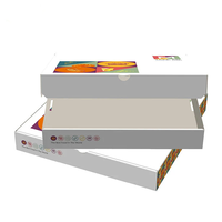 Emballage pour pizza en carton ondulé avec dossier magnétique, revêtement UV, laminage mat et gaufrage, recyclable