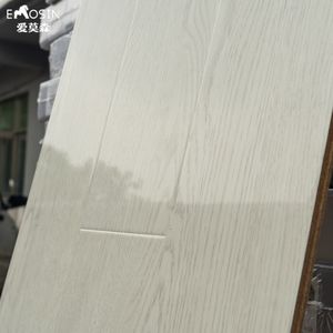 <span class=keywords><strong>Suelo</strong></span> <span class=keywords><strong>Laminado</strong></span> <span class=keywords><strong>de</strong></span> Madera HDF Resistente al Agua, Color <span class=keywords><strong>Roble</strong></span> Gris Oscuro y Blanco, Grosor <span class=keywords><strong>de</strong></span> 8mm, 10mm y 12mm, Ac3, Ac4, Ac5, Precio Económico en China - Product Image 3
