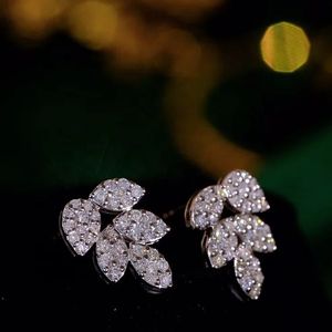 Xinfly Engagement Wedding Gift Designer 18K Solid Gold 1ct Diamond <b>Leaf</b> Stud Earrings - Product Image 5