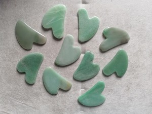 Haute qualité Jade Guasha pierre conseil personnalisé visage Gua Sha grattage outil de Massage - Product Image 6