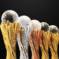 Trophée multisports doré avec balles 3D - Volleyball, Basketball, Football, Golf et Billard, base personnalisable pour les champions