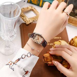 นาฬิกาข้อมือสายหนังสไตล์วินเทจควอตซ์สำหรับผู้หญิง - Product Image 2