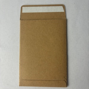 Sobre de negocios rígido de cartón grueso Kraft marrón con logotipo personalizado con ventana para tarjetas de invitación y franqueo - Product Image 3