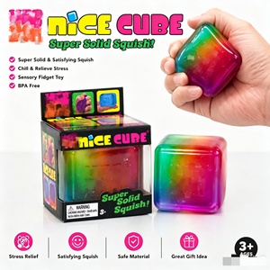 Juguete Antiestrés de Bloques Coloridos de Rebote Lento, Nuevo Juguete Antiestrés de Bloques para Apretar, Regalo Navideño - Product Image 1