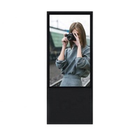 EKAA IP67 4000/5000 Nits Tanpa Kipas 55 Inci LCD Digital Signage Totem Iklan Luar Ruangan Berdiri di Lantai