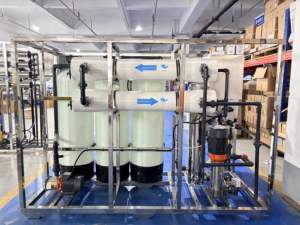 Macchinario per Trattamento Acqua RO di Grado Industriale 2000LPH, Sistema di Filtrazione ad Osmosi Inversa 2T/H per Produzione di Acqua Potabile - Product Image 2