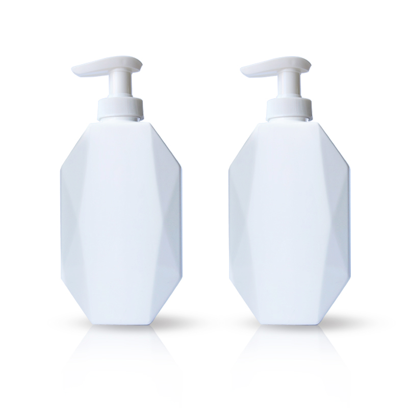 ORANGLES Wholesale Luxury Refillable Shampoo & Conditioner Bottles – 300ml / 500ml / 10oz Baby Shampoo Bottles with Screen Printing Surface - detailed closeup view - Image 3 of 4 | great for travel | Texas | Free Shipping ORANGLES