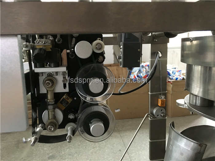 New Snack Machine New New Model Automatic Rice / Snack / Nut / Grain / Bean Packing Machine For Sale