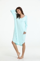 Vente en gros de pyjamas personnalisés pour femmes populaires chemise de nuit longue et confortable pour la maison