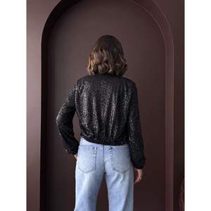 Vestes en velours côtelé noir pour femmes Topshow, vente en gros, avec franges, broderies, sequins, longueur courte, en cuir et polyester, fourrure personnalisée - Product Image 1